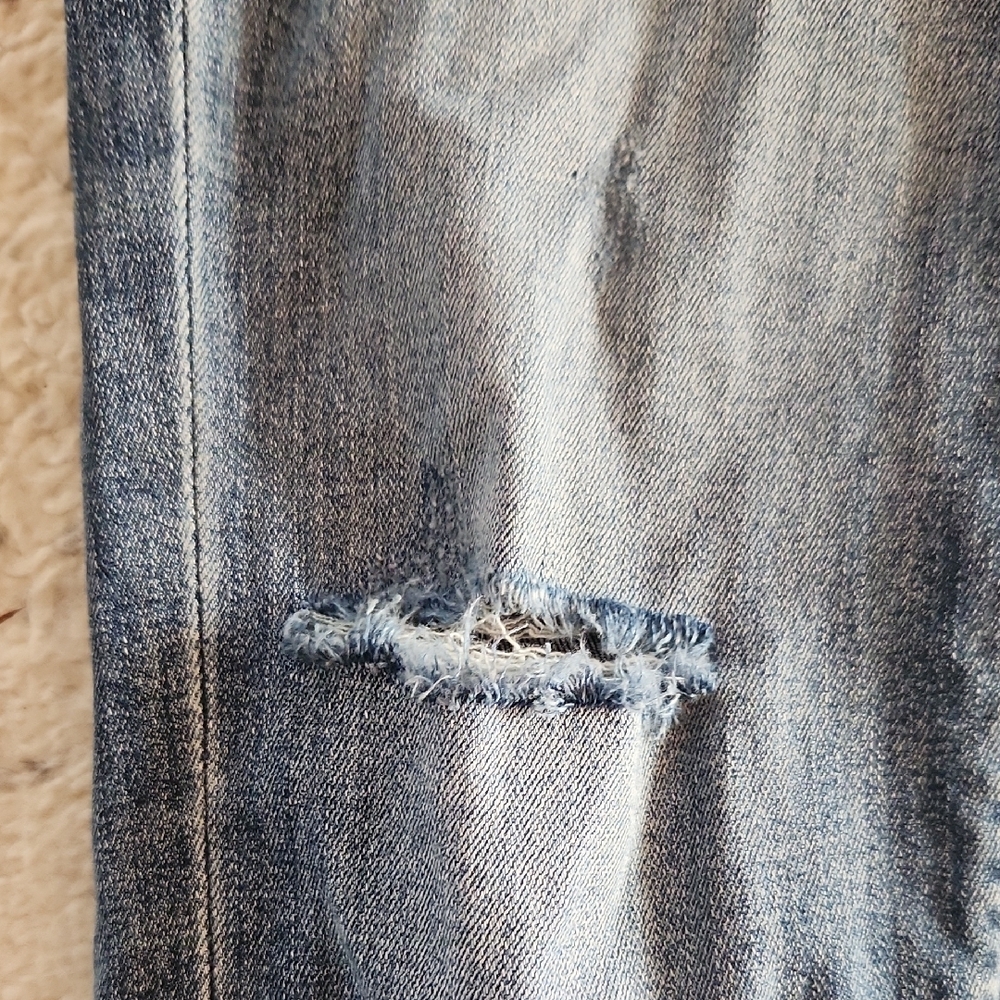 Express Distressed Skinny Jeans - Picture 2 of 6